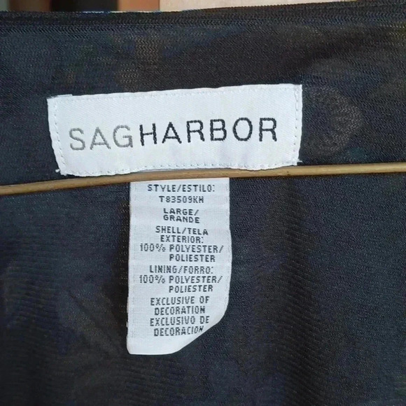 Sag Harbor blue and black Floral surplice top. Sz L - Picture 3 of 3